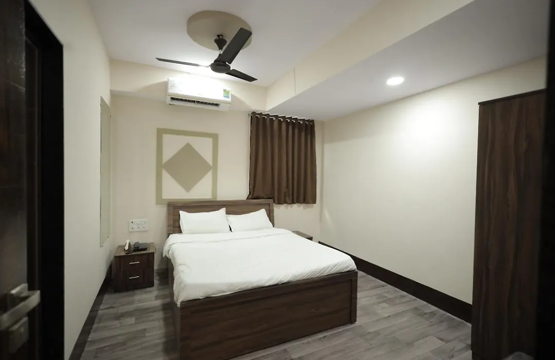 The Grand Vinayak Hotel-1