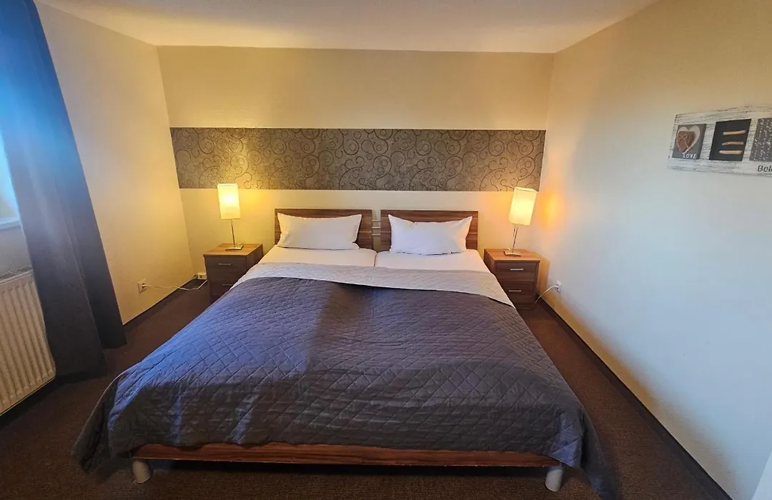Strandhotel - Budget-1