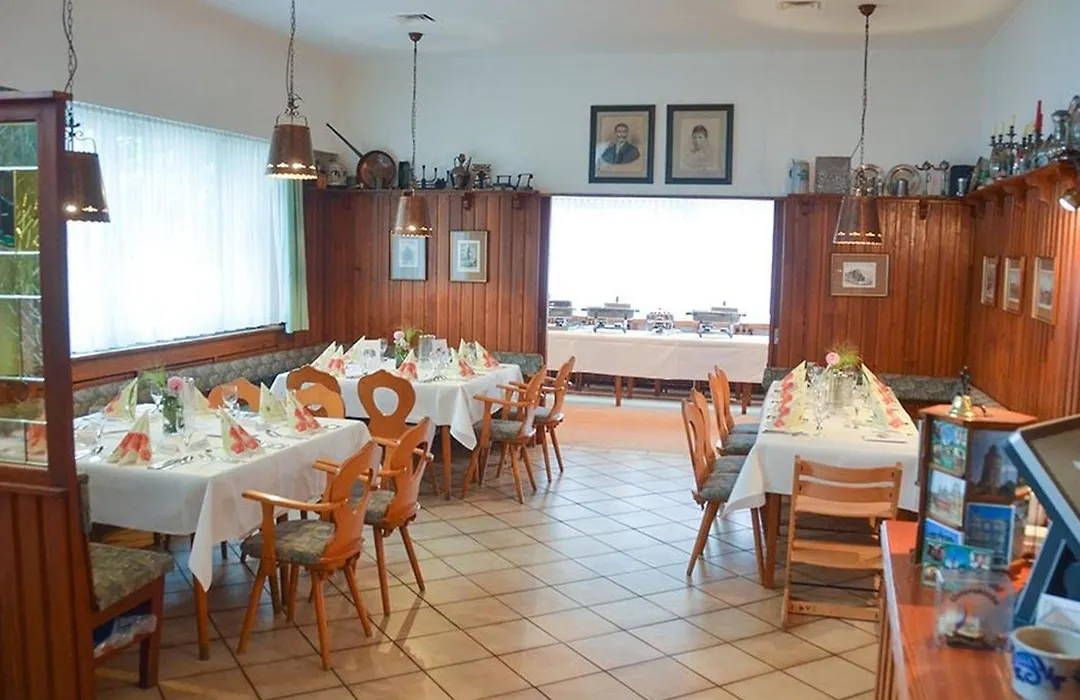 Hotel Felsenkeller-1