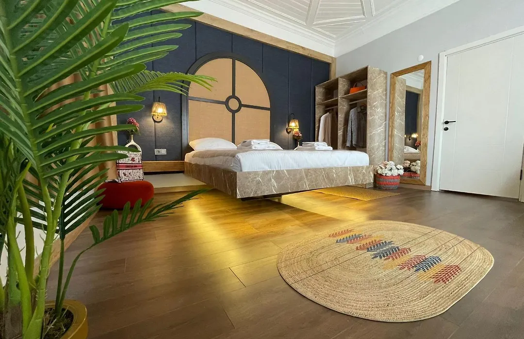 Leyan Suites-1