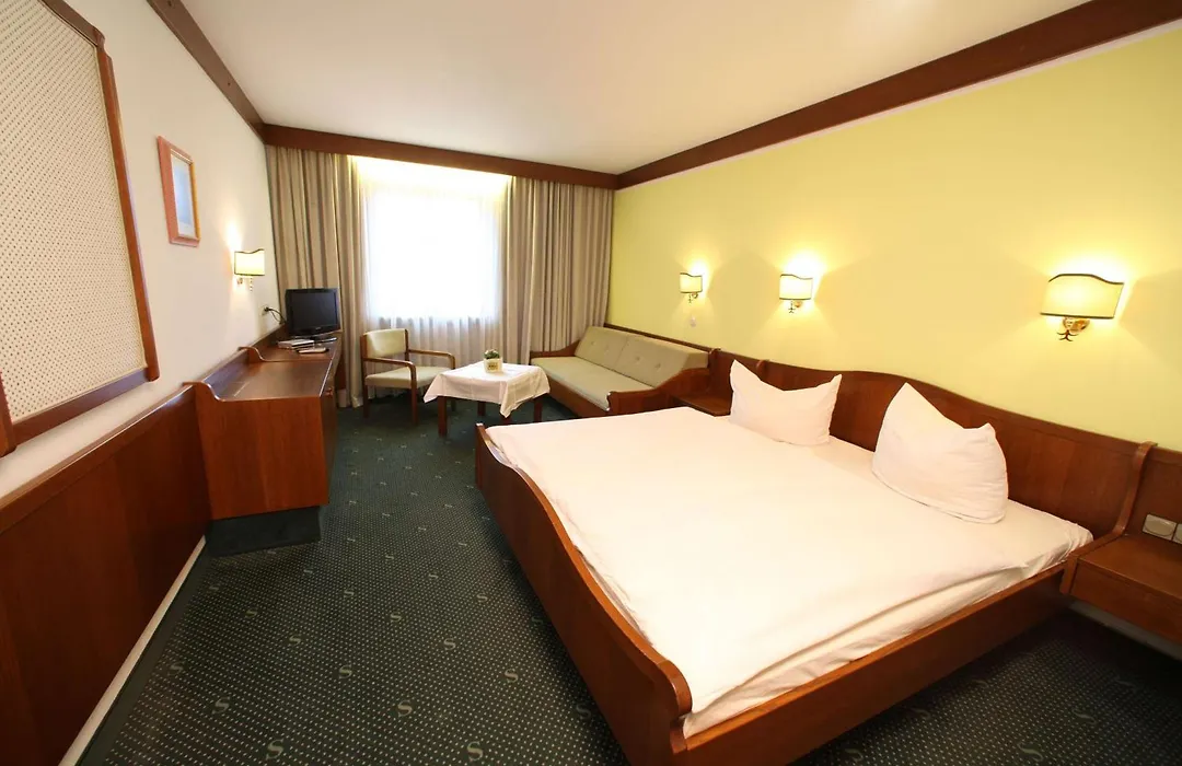 Hotel-Landgasthof Schuster-1