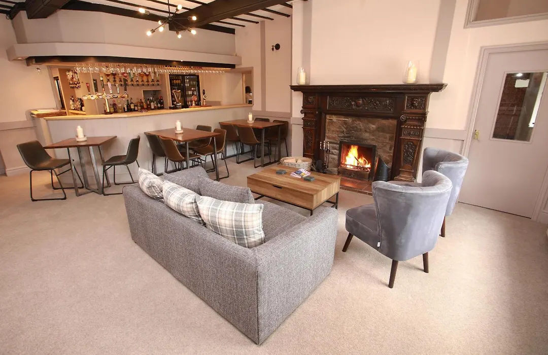 Oyo Glyn Valley Hotel-1