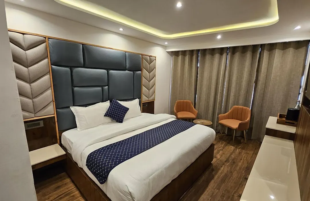The Central Vista - Simla Royale Near Mall Road Free Pickup From Railway Station Simla-1