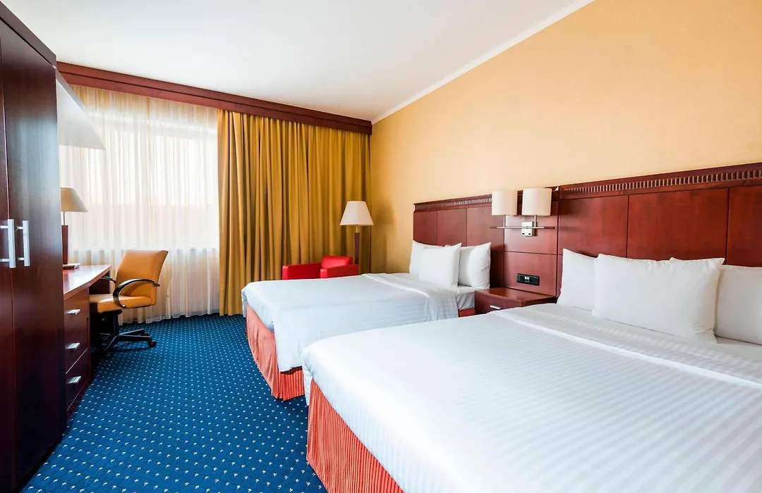 Courtyard By Marriott Prague City-1