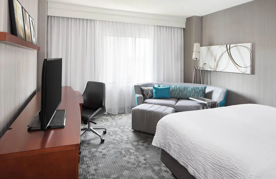 Courtyard By Marriott Jersey City Newport-1