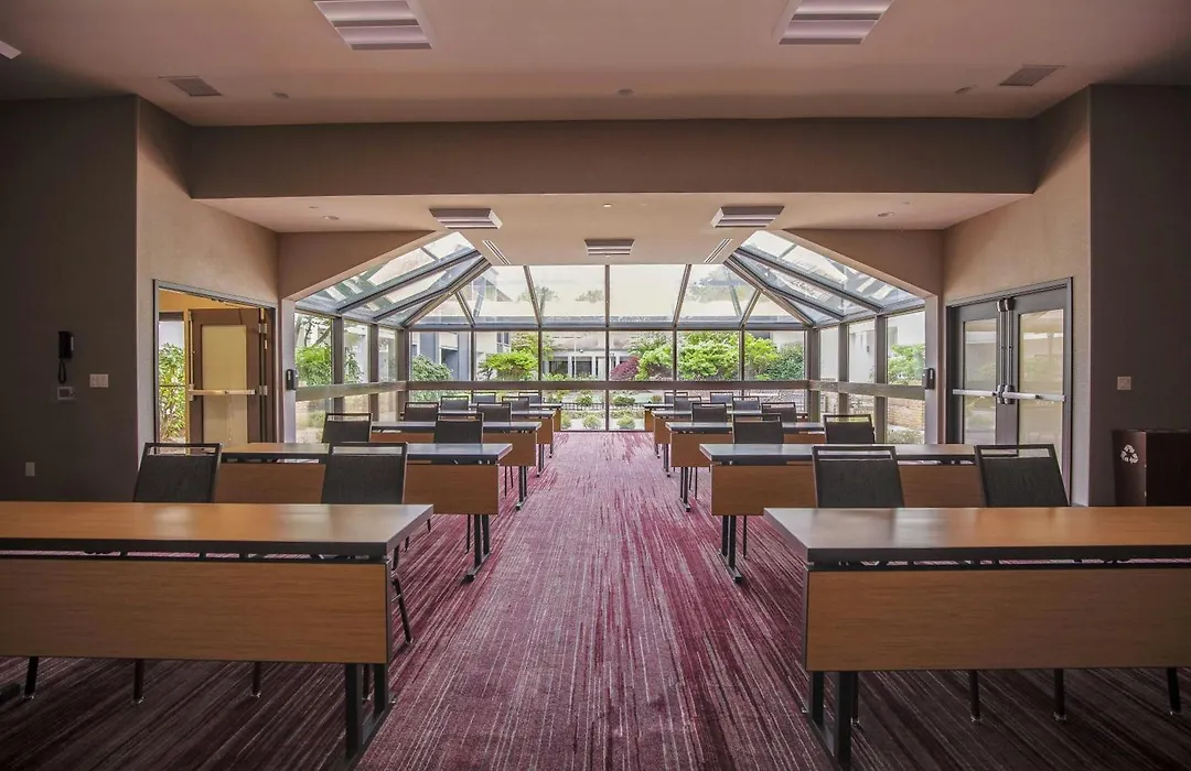 Courtyard By Marriott Lincroft Red Bank-1