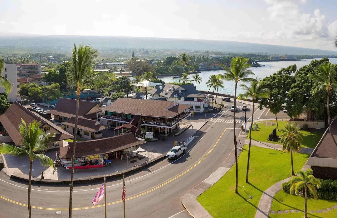 Courtyard By Marriott King Kamehameha'S Kona Beach Hotel-1