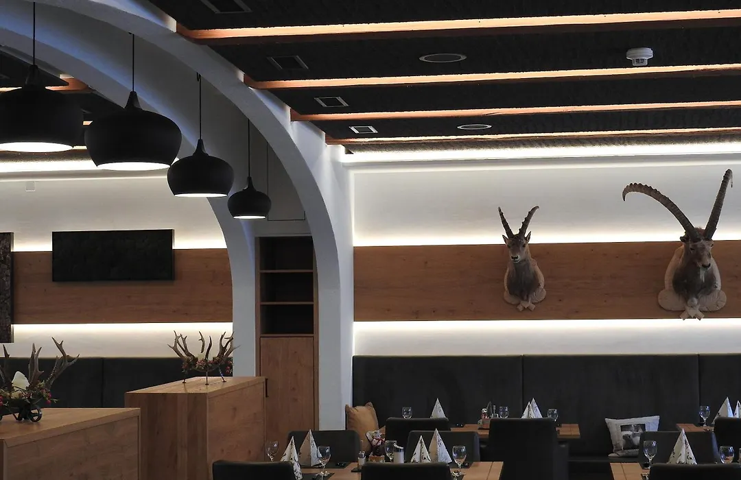 Hotel Spoel Restaurant-1