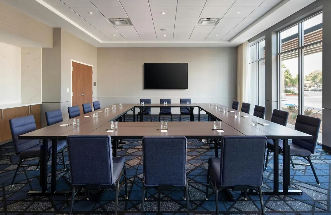 Courtyard By Marriott Fresno Clovis-1