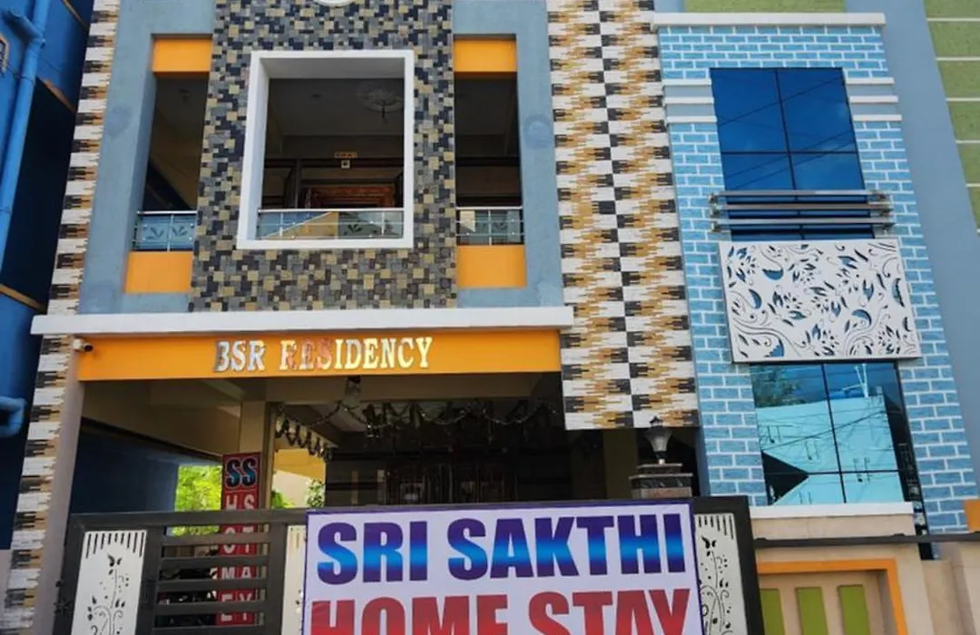Sri Sakthi Home Stay - Unstained Bed Sheets- Powerful Ac - Fast Wifi - Water Purifier - Spotless Bathrooms- No Cockroaches- Dust Free Rooms- Luxury Mattress- Refrigerator- Cozy Ambience- 24 Hours Hot Water- Washing Machine-1