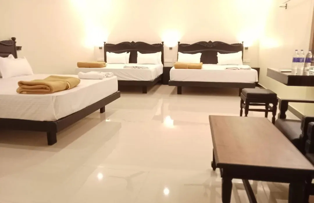 Hotel Sri Devi-1