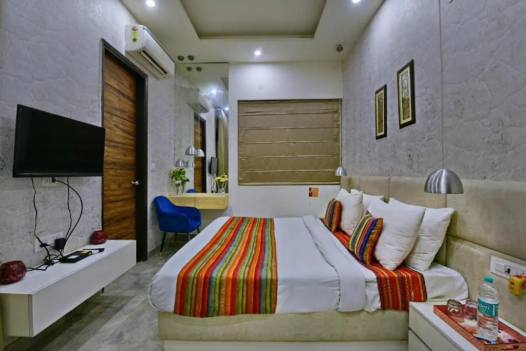 Hotel Konark A Family Stay Aerocity New Delhi-1