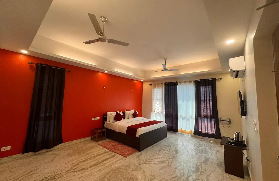 Hl Grand Hotel-1