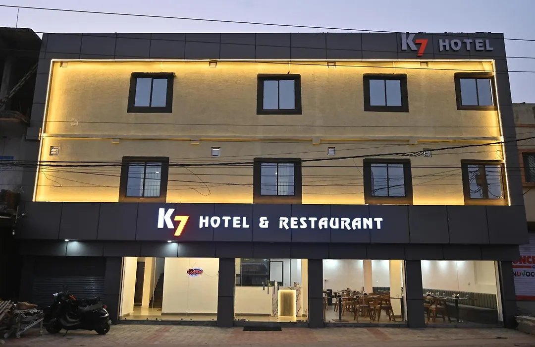 K7 Hotel & Restaurant-1