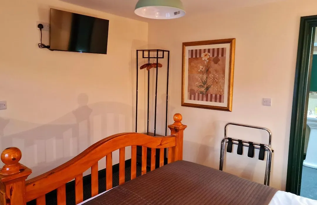 Y Gwydyr Hotel - Dolwyddelan-1
