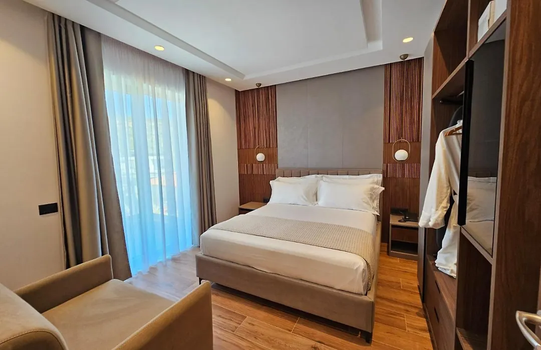 Merit Garden Hotel-1