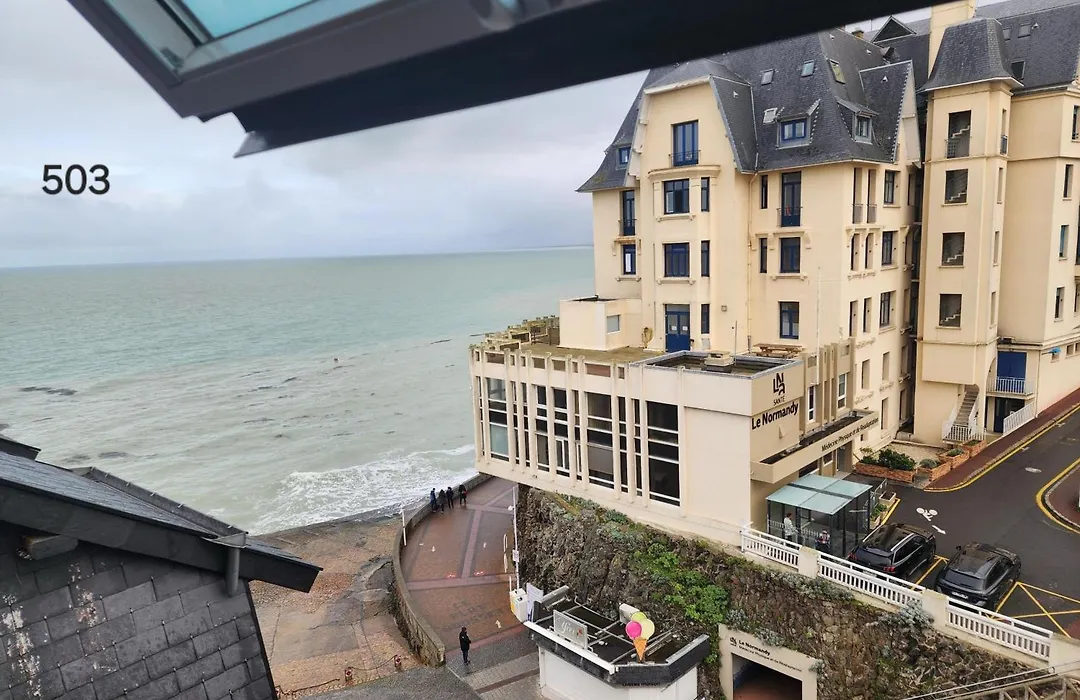 Hotel Des Bains-1