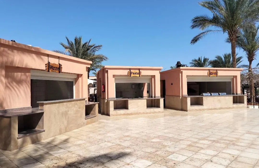 Tamra Beach Resort-1