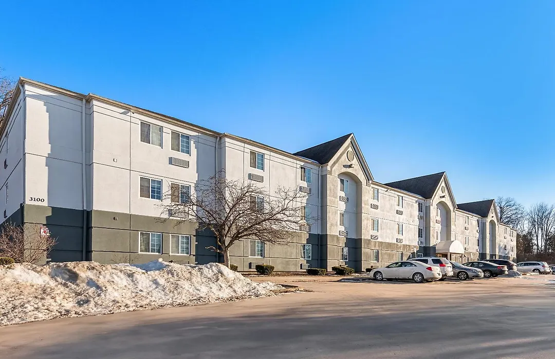 Birch Hill Suites Columbia-1