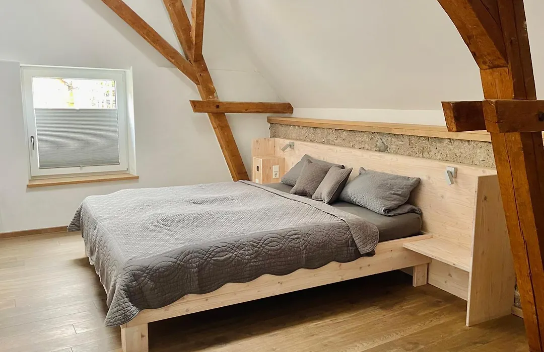 Main Landhaus-1
