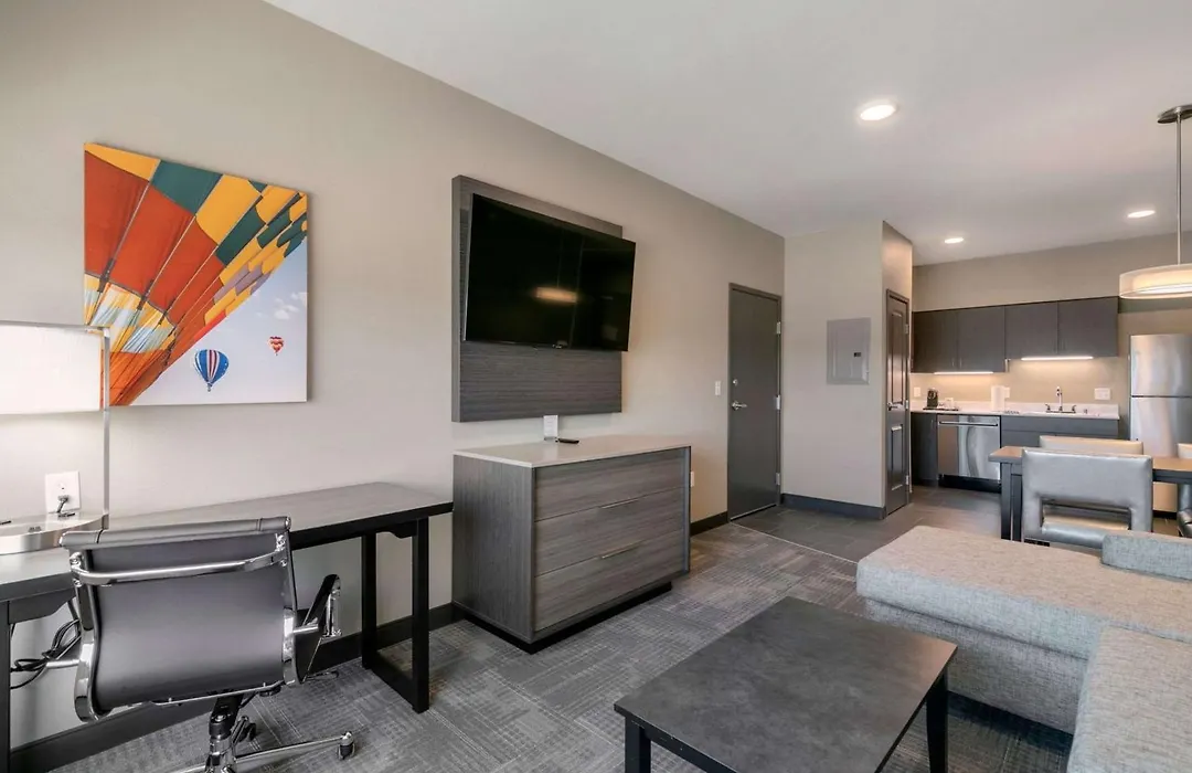 Best Western Plus Fillmore Inn & Suites-1