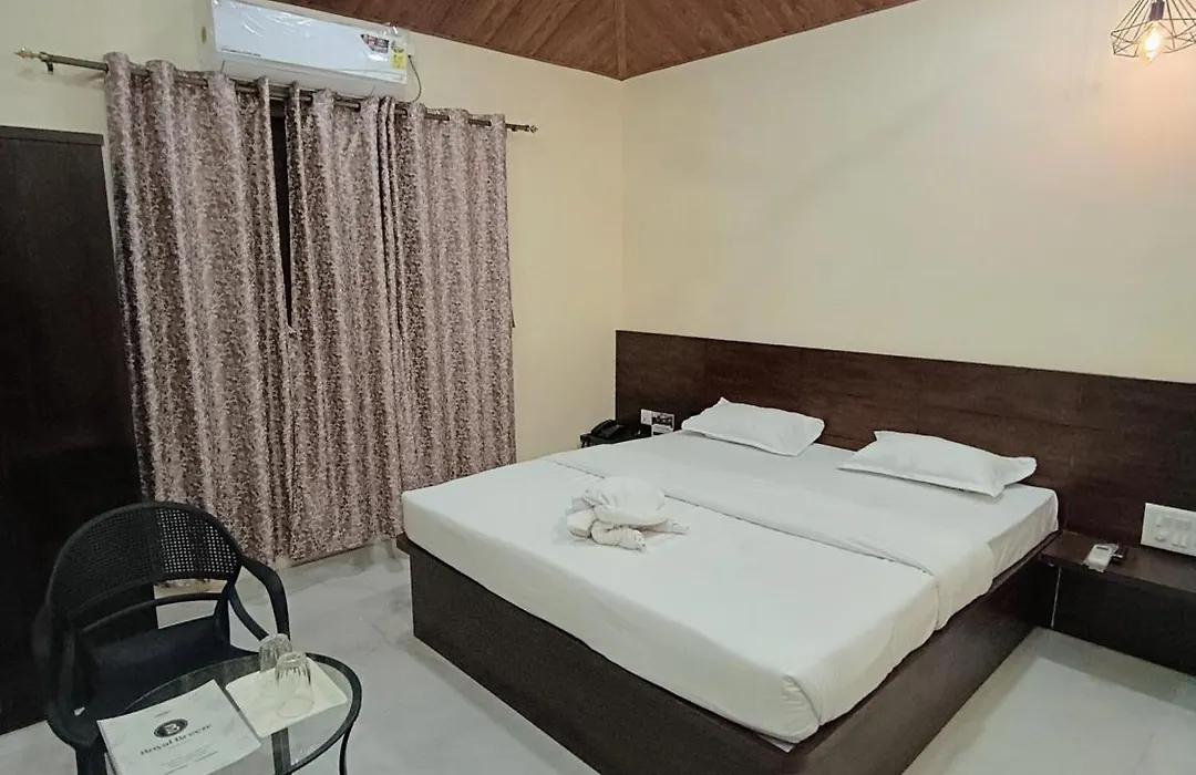 Royal Breeze Resort-1