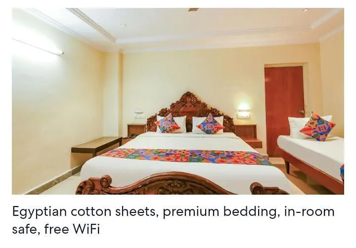 Blossoms Rooms The Plaza Residency- Free Lunch Or Dinner- Lakdikapul-1