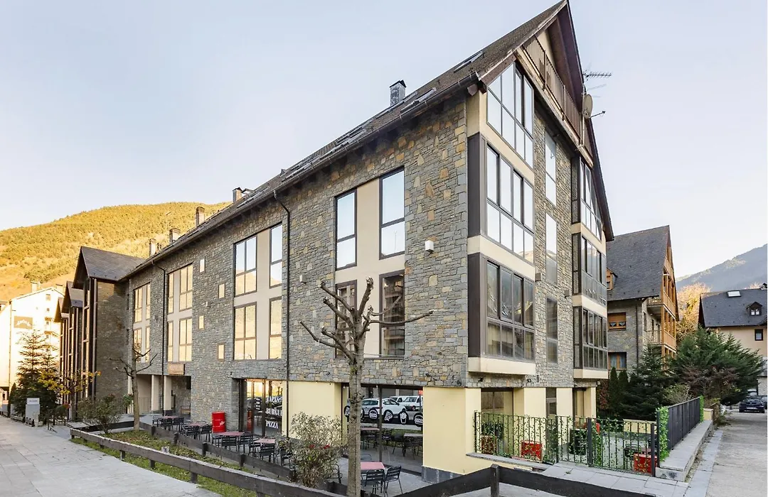 Aparthotel Nou Vielha-1