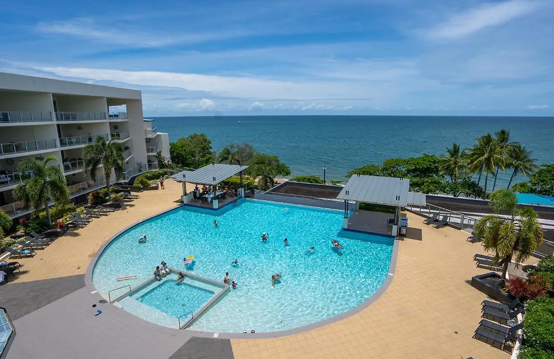 Vue Apartments Trinity Beach-1