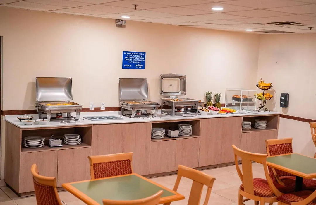 Microtel Inn And Suites By Wyndham Ciudad Juarez, Us Consulate-1