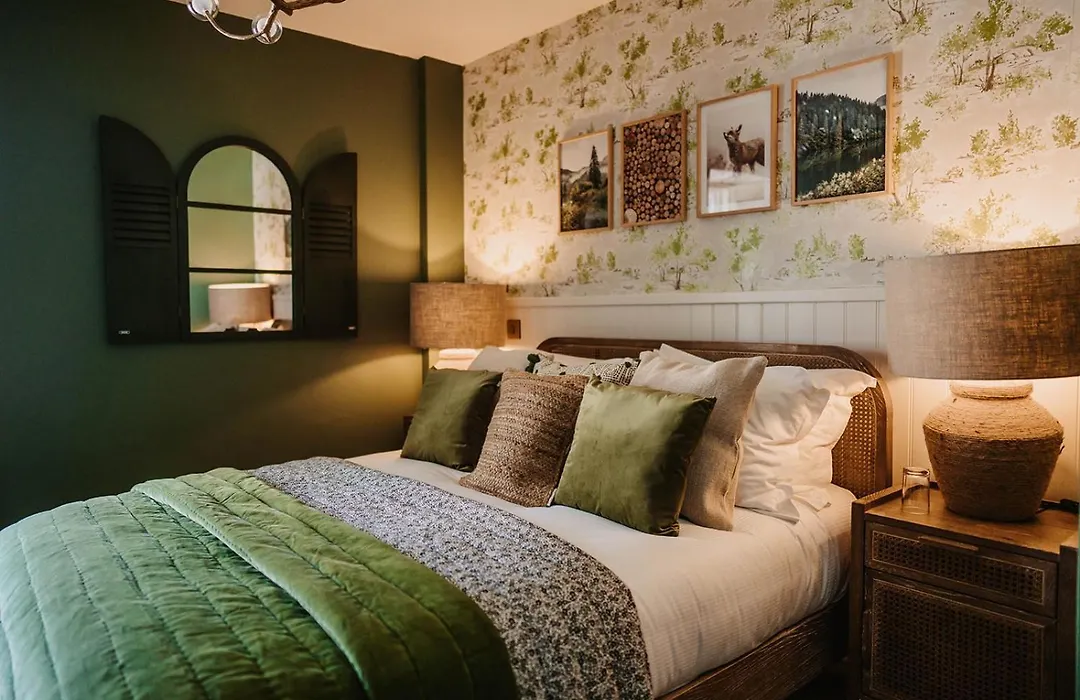 The Murray Arms - Award Winning Boutique Hotel-1
