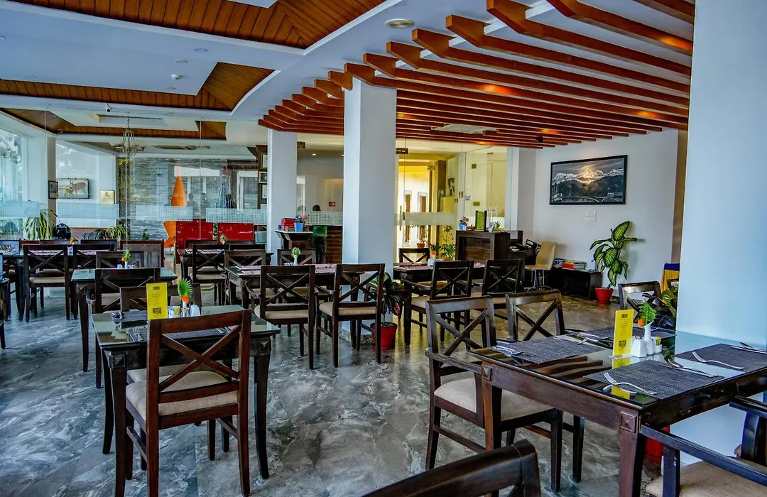 Himalayan Front Hotel By Kgh Group-1