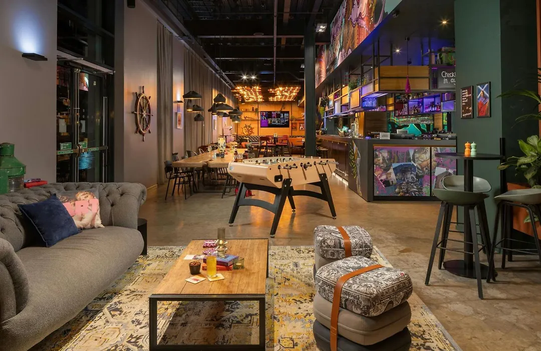 Moxy Glasgow Merchant City-1