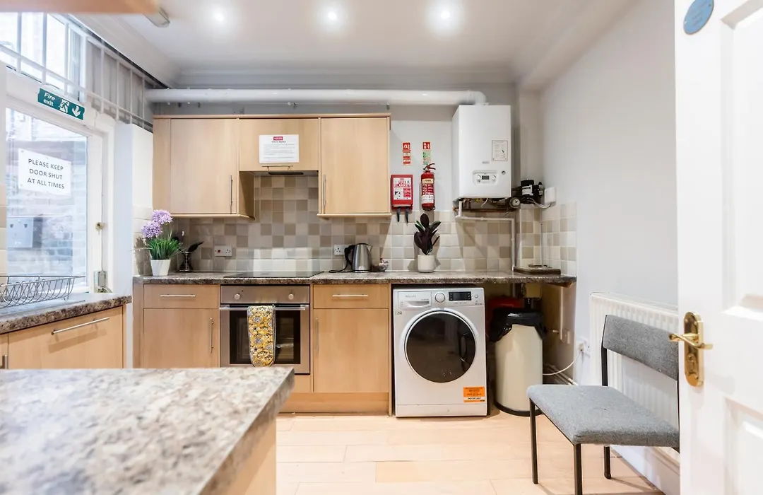 1 Riverside Apartments-1