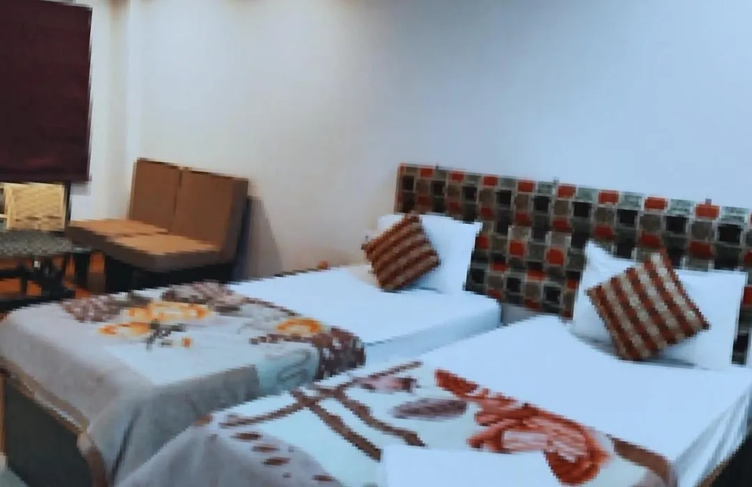 Hotel Dream-Land Luxury Hotel In Lataguri With Swimming Pool, A Beautiful Garden, Balcony And Restaurant-1