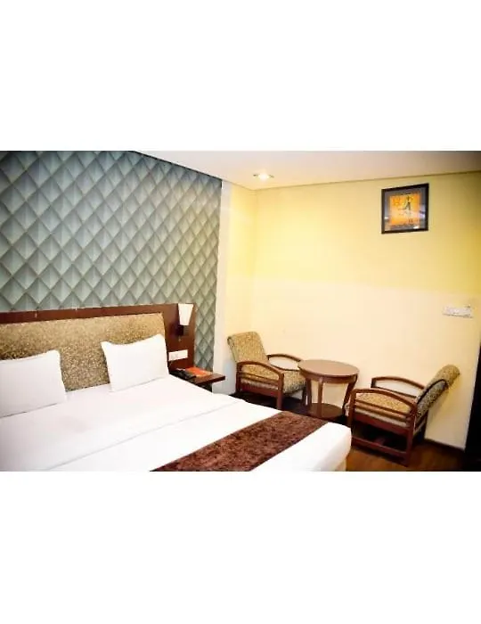 Hotel The Uday Regency-1