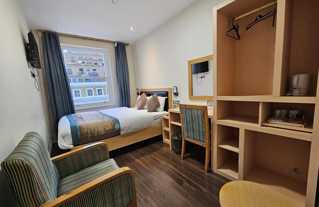 Cromwell Hotel-1