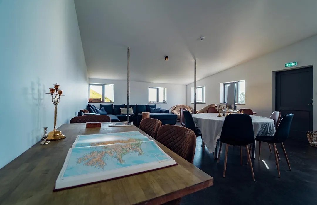 Farmhouse Lodge-1