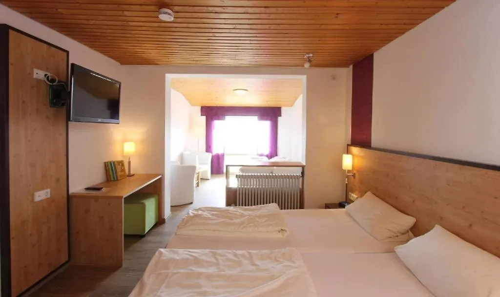 Hotel Löwen-1