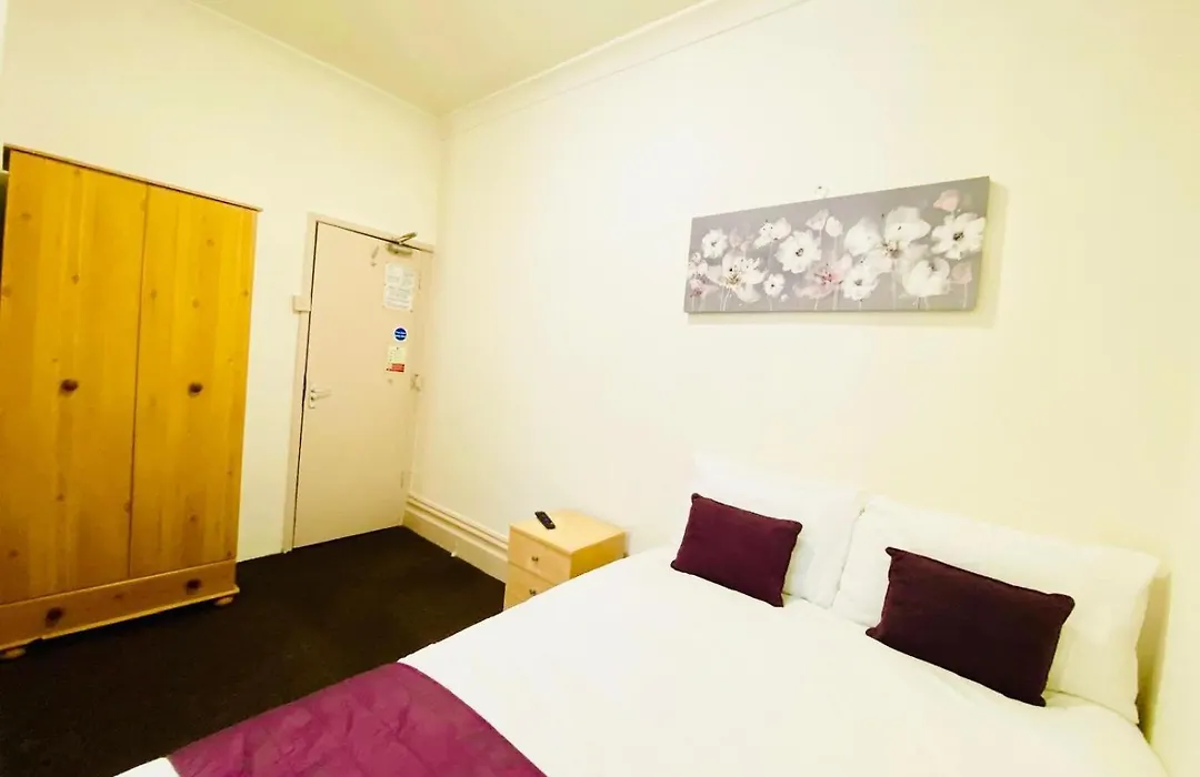 Beach Blackpool Hotel - Great Location, Comfortable Beds-1