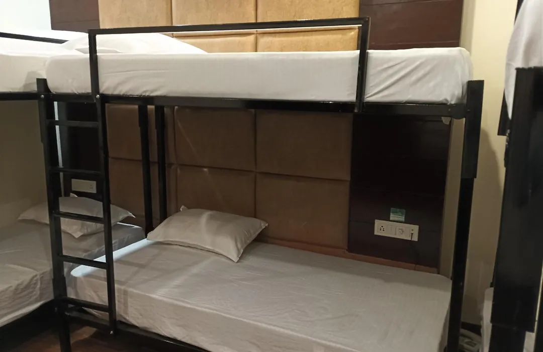 The Bunkk Inn Hotel & Restaurant-1