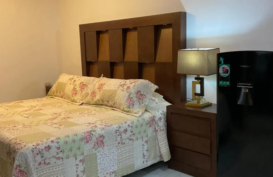 Apartotel JM y J-1