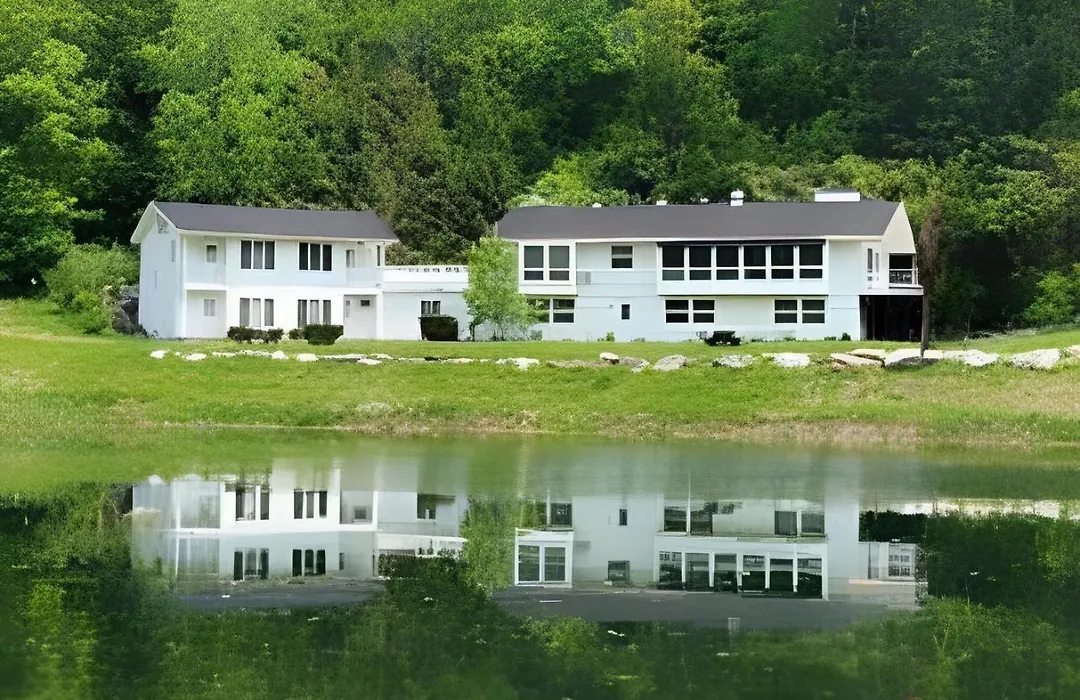 The Cozy Cat Motel At Catamount-1