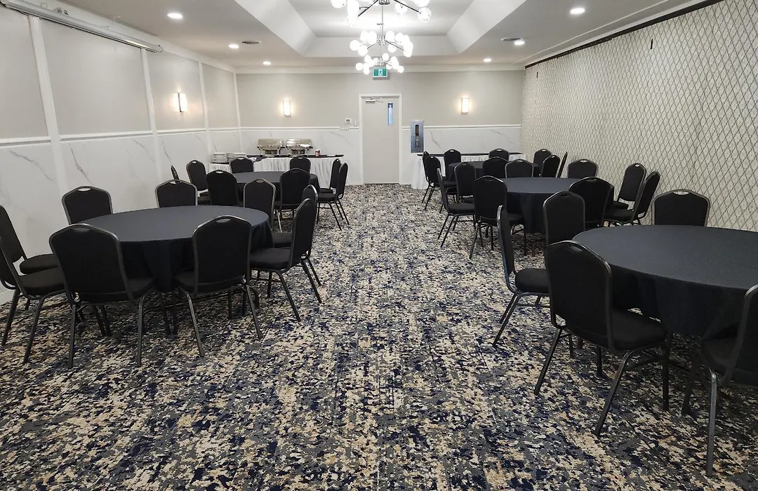 Ramada By Wyndham London-1