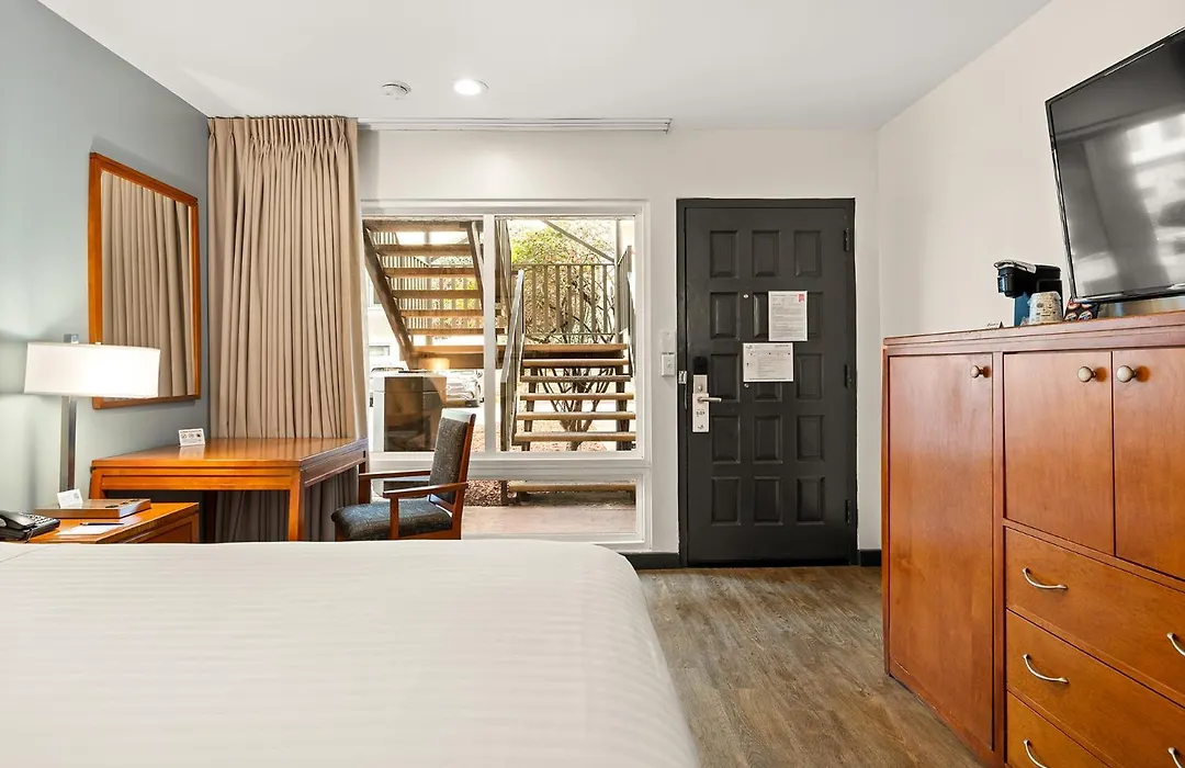 Vagabond Inn Glendale-1