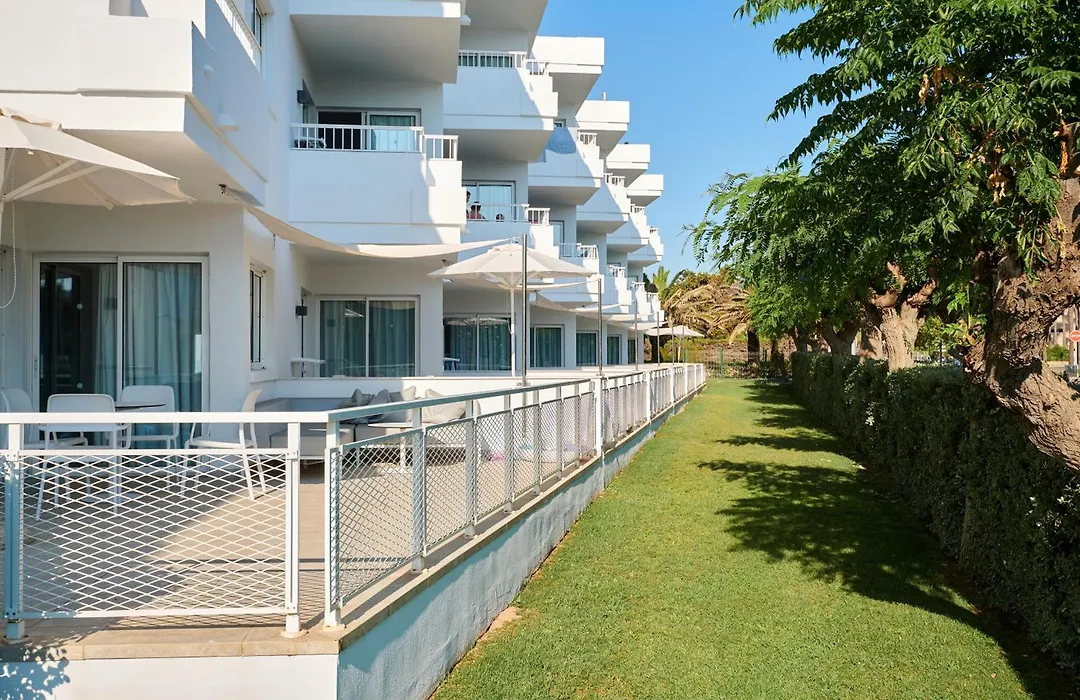Hipotels Apartamentos Cala Bona-1