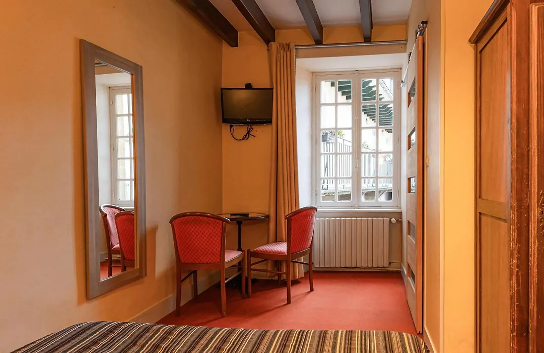 Auberge le John Steele-1