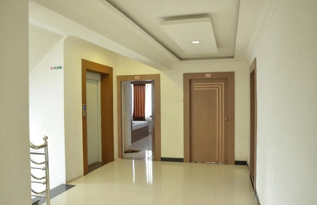 Golden Grand By Xury Hotels-1