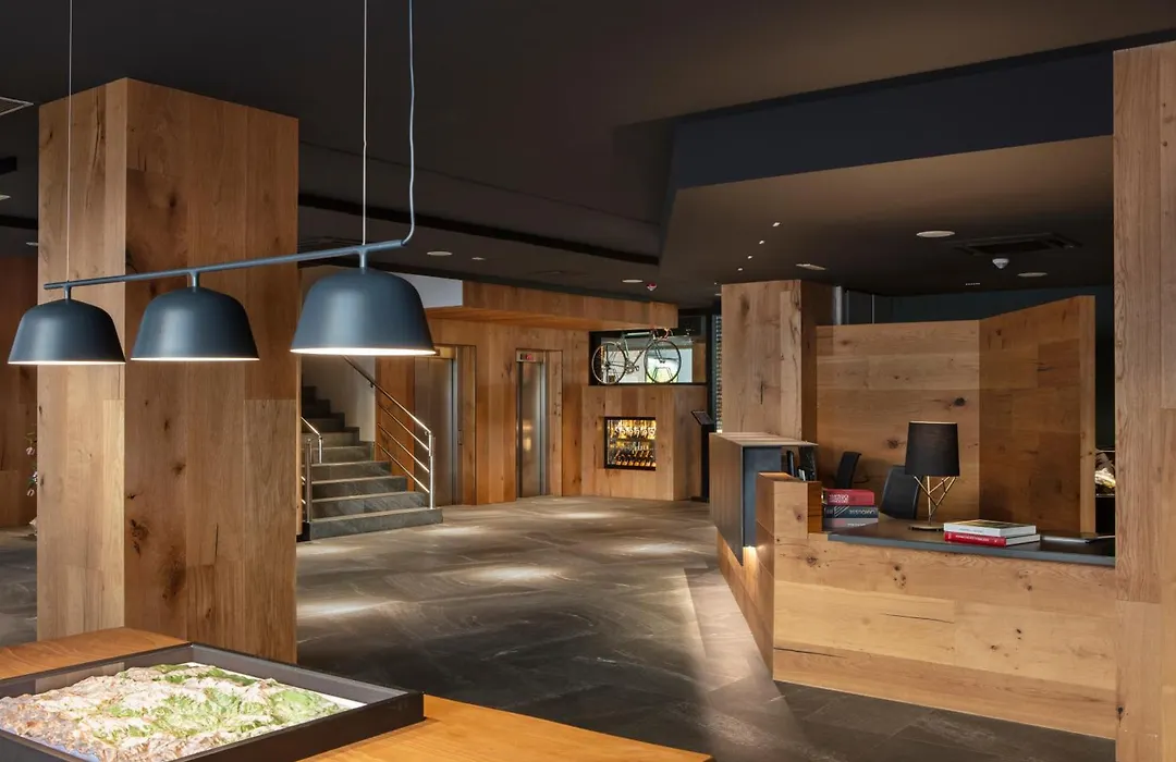 Acta Arthotel-1