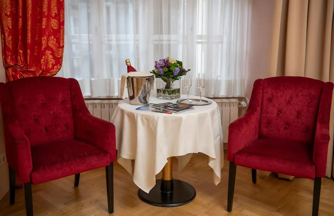 Pertschy Palais Hotel-1